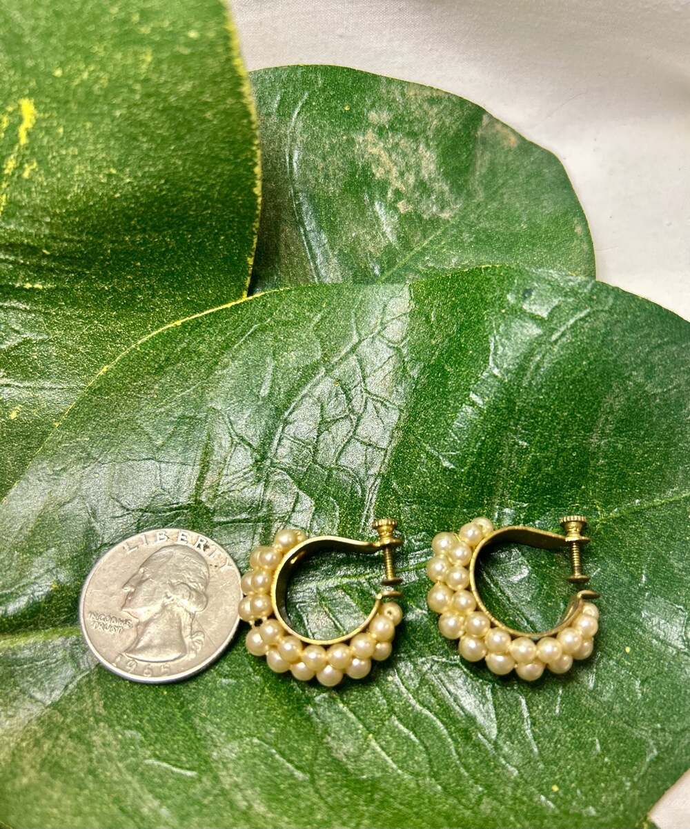 Vintage Gold-Tone Faux Pearl Screw-Back Hoop Earrings